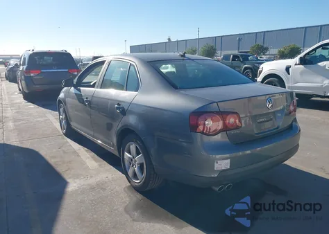 2009 Volkswagen Jetta Se/Sel из США, поврежденный, VIN 3VWRZ71K59M020709